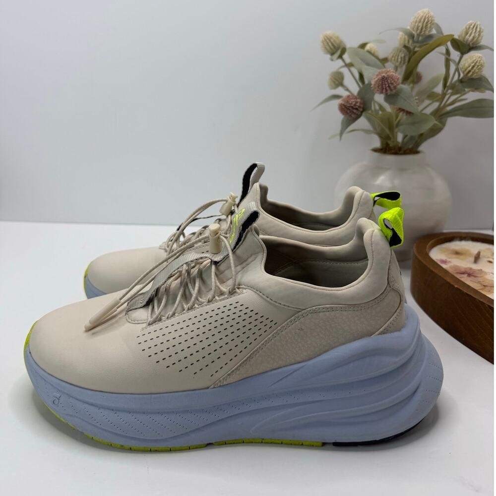 Clove Forte Nursing Sneaker Healthcare Sand/Light Blue Women 8.5/Men 7